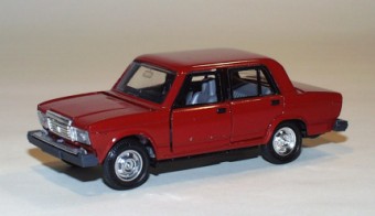 LADA-2107.jpg (56346 Byte)