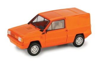 Fiat Panda 30 + figurine Panda S05.02 Brumm