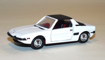 X1-9.jpg (62161 Byte)